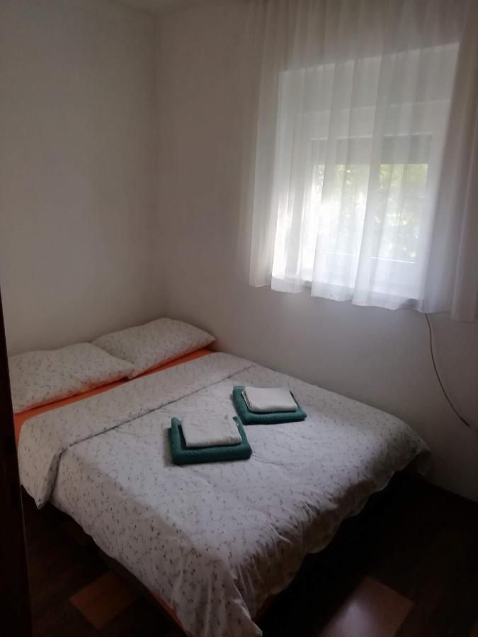 Apartman Adam Раковица Экстерьер фото