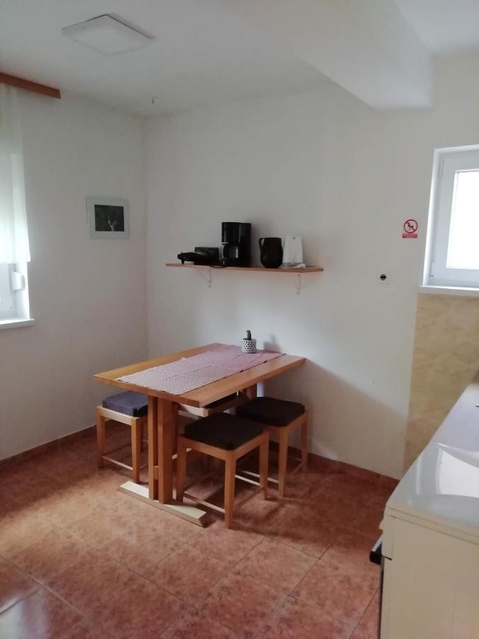 Apartman Adam Раковица Экстерьер фото