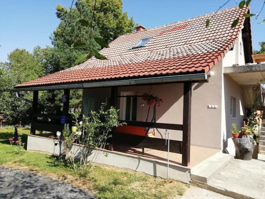 Apartman Adam Раковица Экстерьер фото