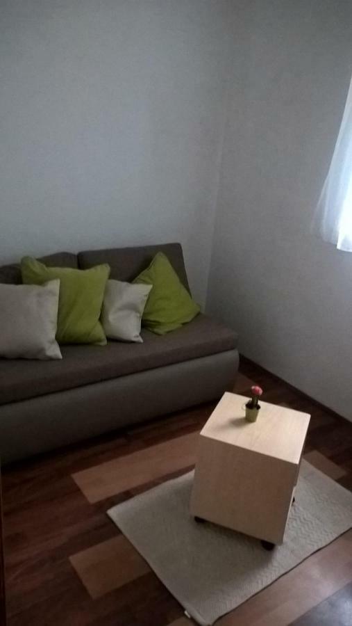 Apartman Adam Раковица Экстерьер фото